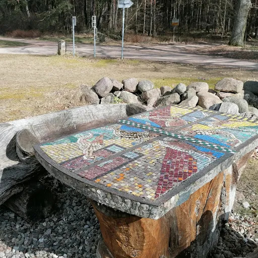 Uckermärkischer Mythengarten Die verwunschenen Schwestern - Thumbnail