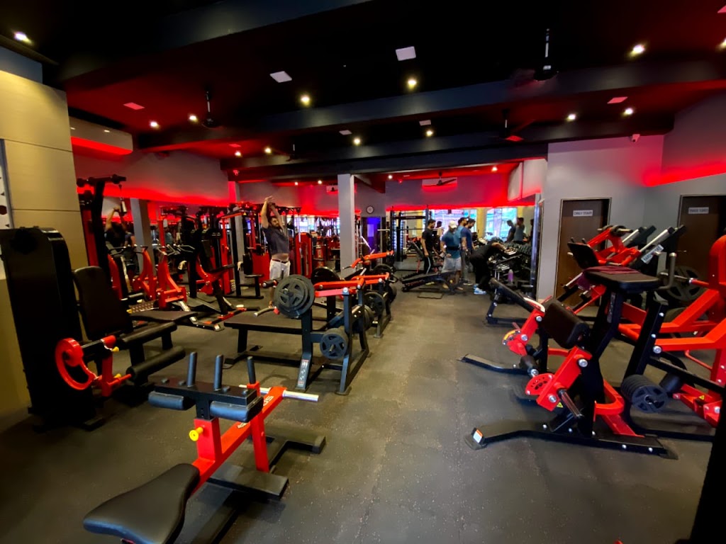Iron Paradise Gym Goregaon West