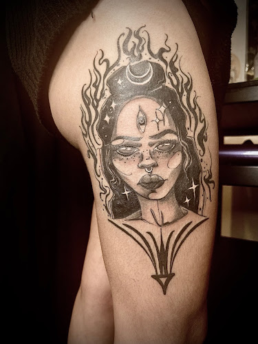 Suzon Ink - Tatoueur