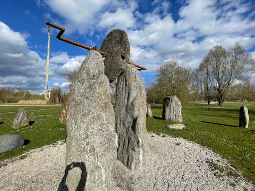 Steinkunstwerk
