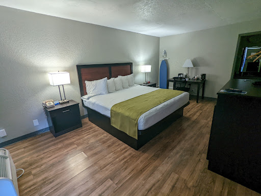Midtown Inn & Suites - Thumbnail