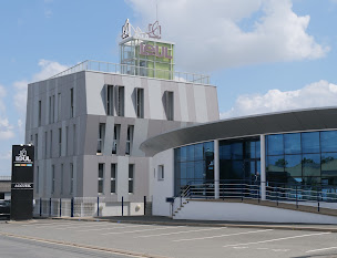 Photo n°26 de LEUL Menuiseries SAS à Louzy (Fabricant de portes)