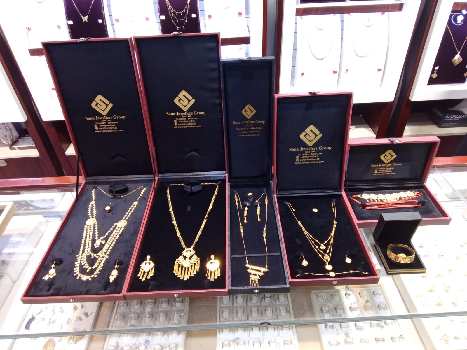 Sana Jewellers LLC - Fujairah Gold Souq - صورة 2