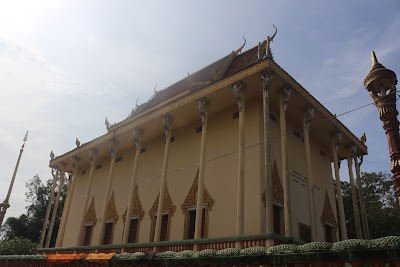 Photos of វត្តនទីសិលាវ័ន (វត្តកំប្រើស)