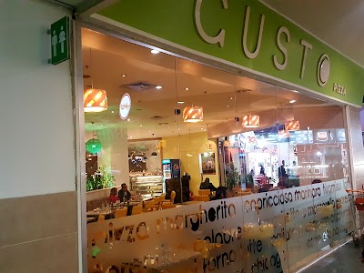 Photos of Gusto Pizza