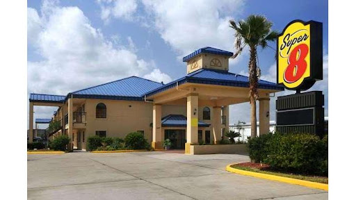 Super 8 by Wyndham Sealy - Thumbnail