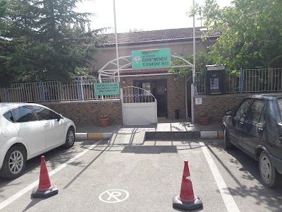 Photos of Altunhisar &Ouml;ğretmenevi ve Akşam Sanat Okulu