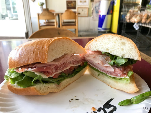 Giugnis Deli - Thumbnail