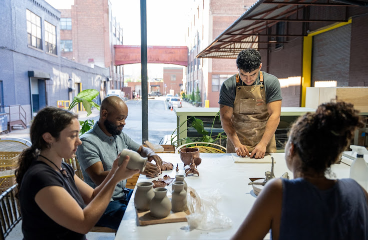 CLAY SPACE Ceramic Center by null