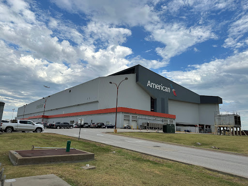 American Airlines Hangar 5 - Thumbnail
