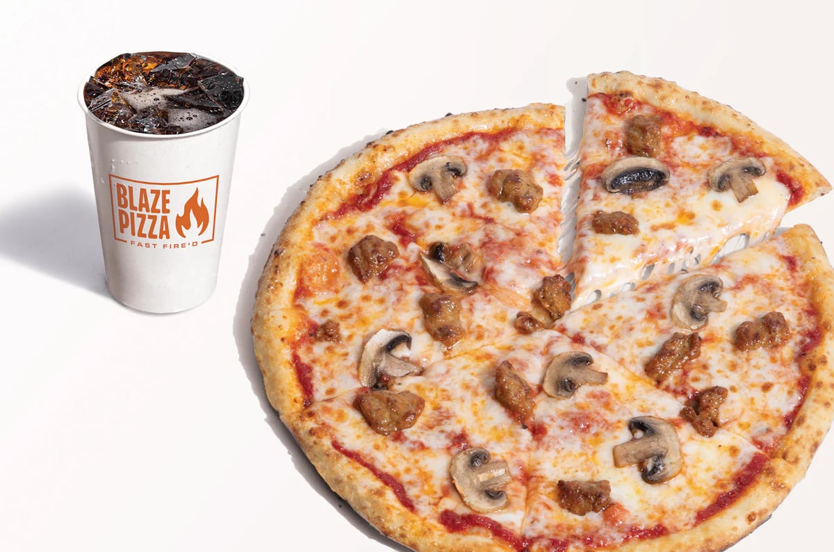 Blaze Pizza — photo 1