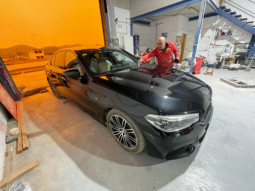 McQueens Autos - Visual