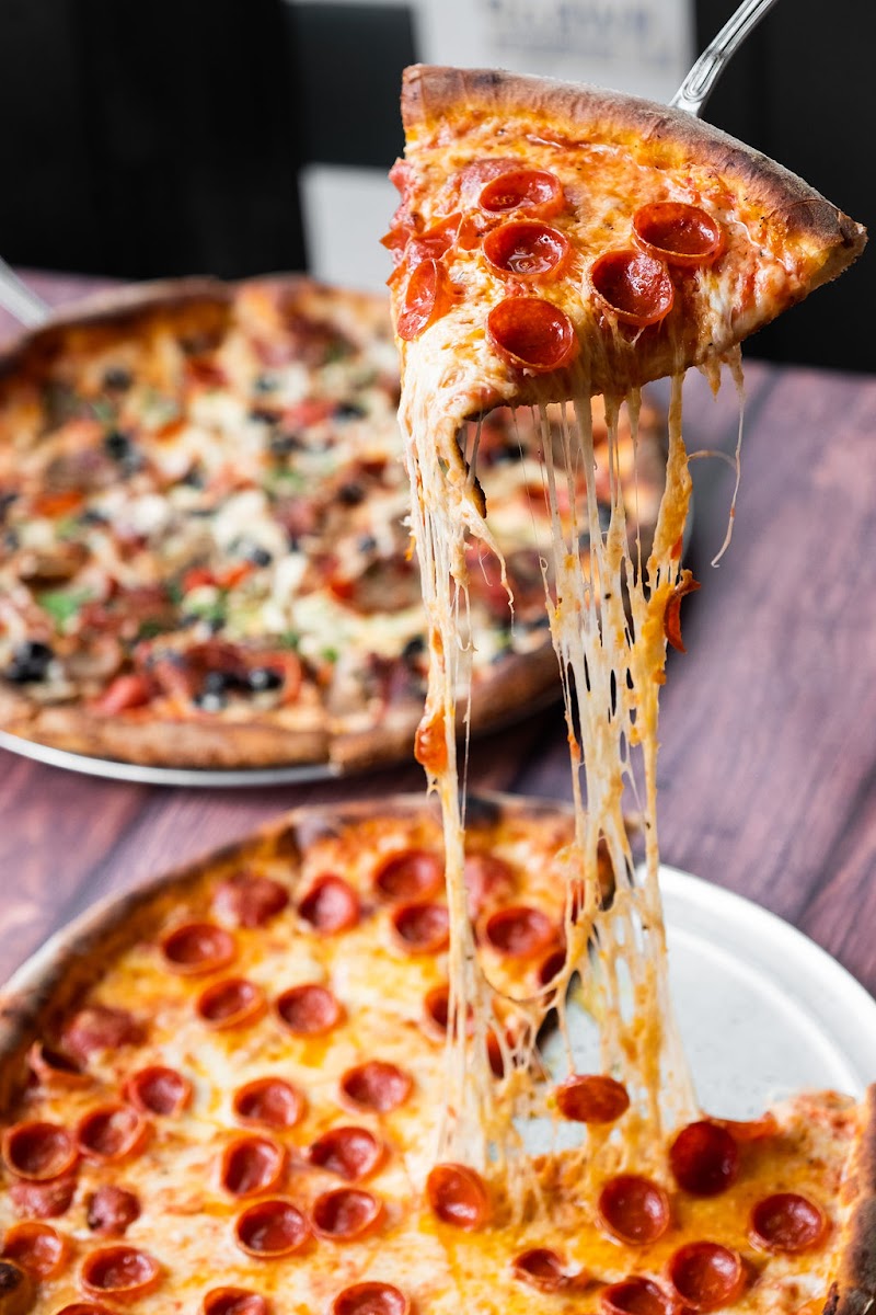 Amici's East Coast Pizzeria — photo 2