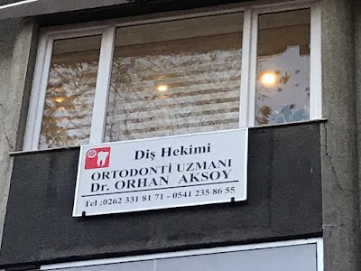 Ortodonti Uzmanı Yrd. Doc. Dr. Orhan Aksoy