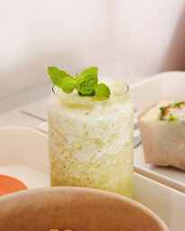 Photo n°19 de SOOKS L'Hermitage • Sandwichs Salades Coffee shop à Saint-Paul (Salon de thé)