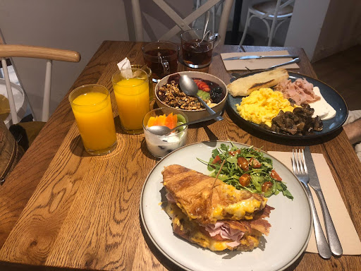 Zurch Madrid café & kitchen | Breakfast - Brunch - Lunch Gallery - Spain