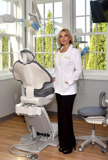 Bella Smiles at Roslyn