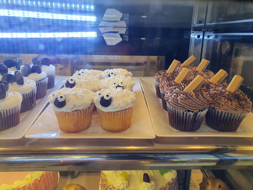 Tarneit Gardens Bakery - Thumbnail