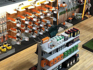 Photo n°24 de Motoculture Du Lion à Bessoncourt (Atelier de réparation de tracteurs)