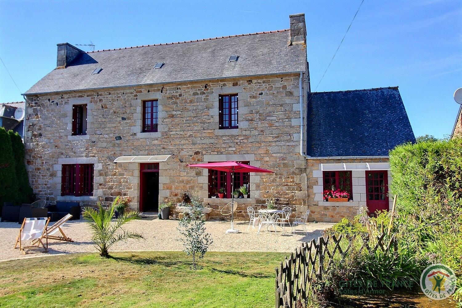 Gites et chambres d'hôtes Coat Claeren - PENVENAN Port Blanc - Housity