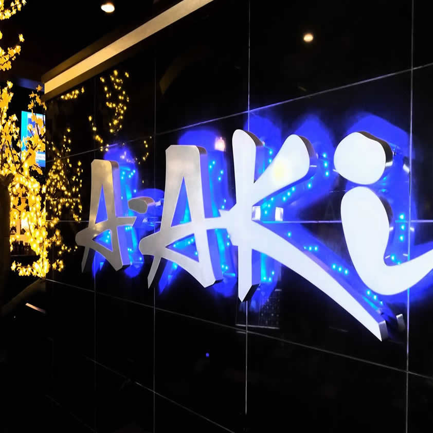 Roho Art Café