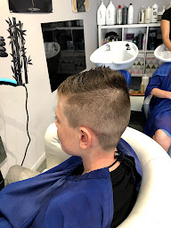 Photo n°12 de Reveries Coiffure à La Garde (Salon de coiffure)