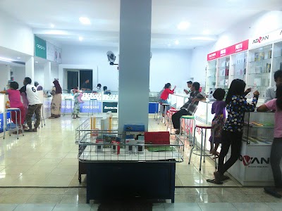 Photos of Complete Selular Sokaraja