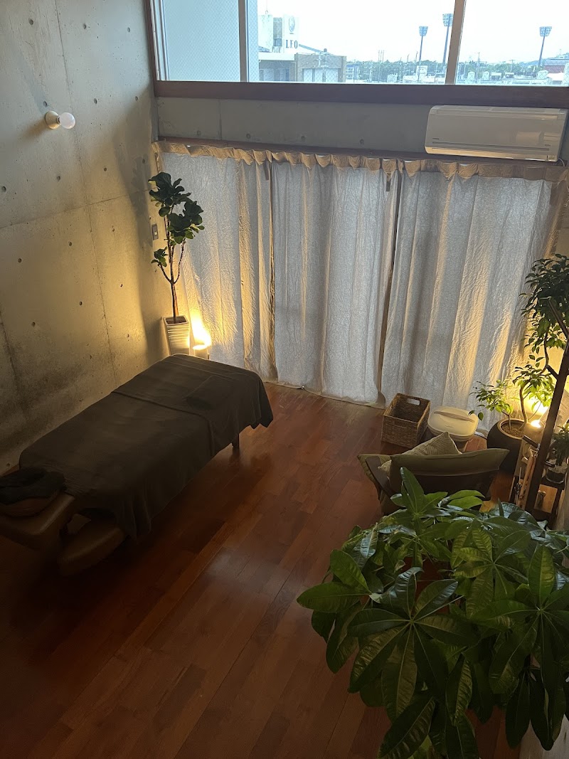 my time マイタイム 沖縄市店 リラクゼーションスペース