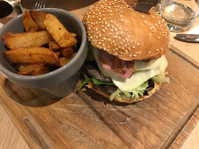 A Poniente Gastro Bar