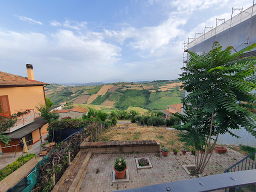 Mutignano Gallery - Italy