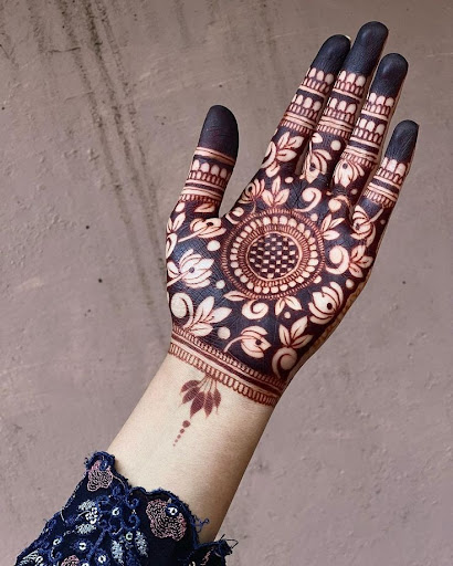 Rajasthani mehandi artist in hyderabad online booking for contact me post image