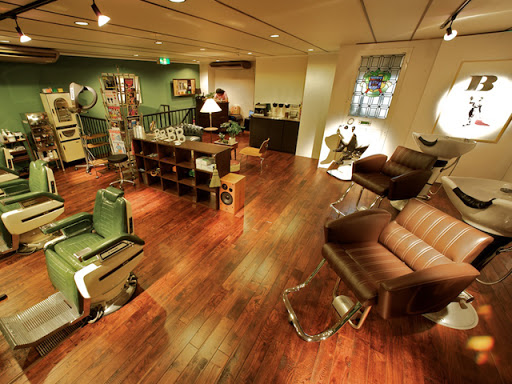 Ｂ＆Ｍ ｂａｒｂｅｒｓｈｏｐ