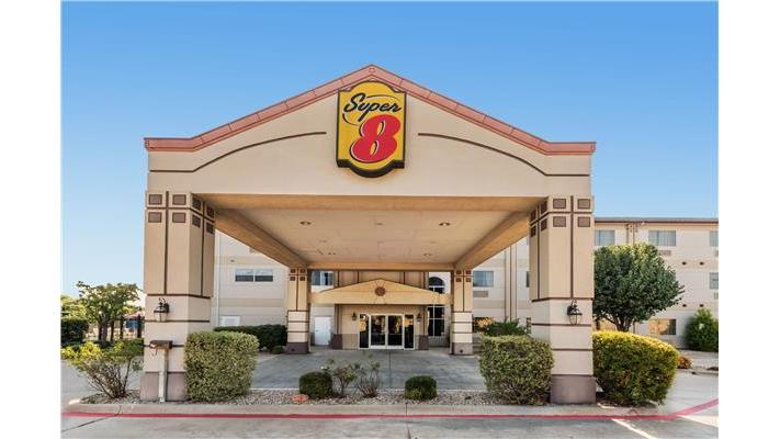 Super 8 by Wyndham Weatherford