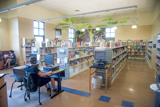 Mid-Columbia Libraries - Benton City Branch Gallery - United States