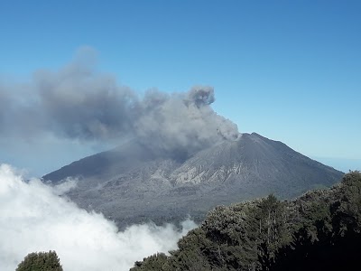 Photos of Crater Pirocl&aacute;stico