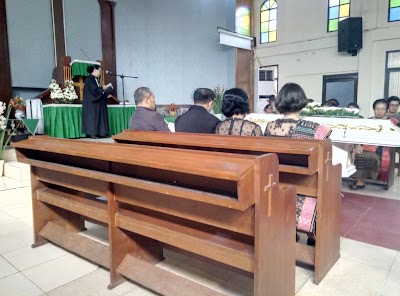 Photos of Gereja HKBP Jemaat Kutabumi