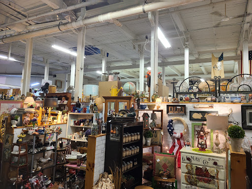 Stillwater Antique Center - Thumbnail