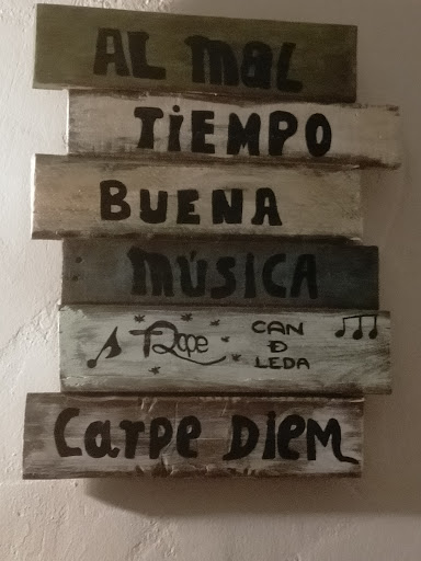 Bar Trope - Visual