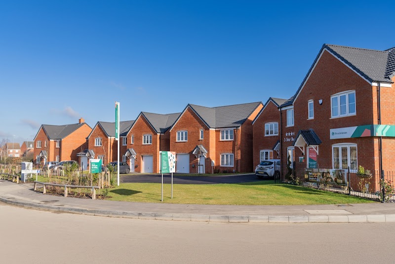 Persimmon Homes The Hawthorns photo 2