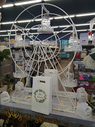 Photo n°4 de Jour de Fête à Boé (Magasin de déguisements)