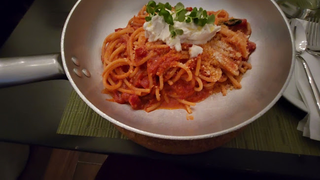Novapizza Vegan Italian Restaurant Open Times