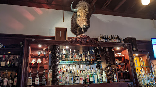 Crown Bar - Visual