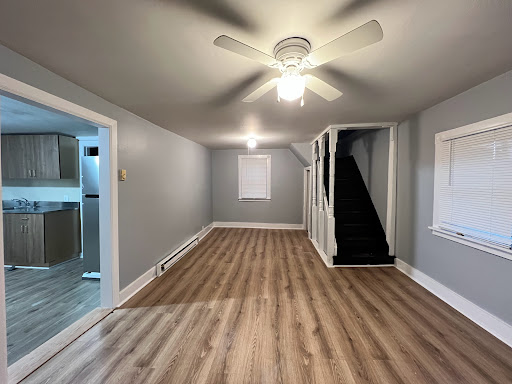 Laura Sandoval Realtor - Thumbnail