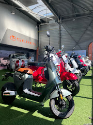Photo n°12 de Pôle Nouvelles Mobilités - Groupe Michel à La Rochelle (Concessionnaire de scooters)