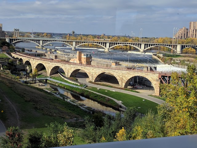 Guthrie Theater