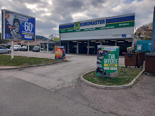 Photo n°6 de Euromaster Draguignan à Draguignan (Atelier de réparation automobile)