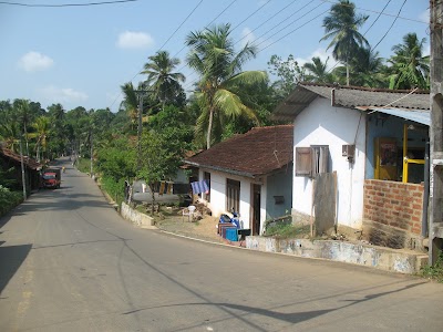 Photos of Pananwela Junction Bus Stop