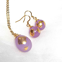 Photo n°45 de Perles et Compagnie à Vauxrenard (Bijouterie)