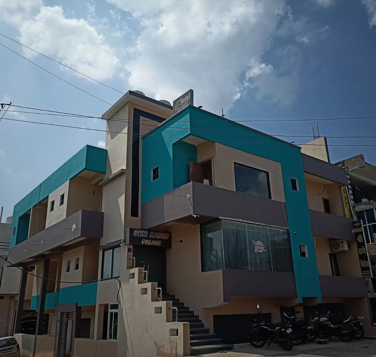 SHREE RADHE PALACE
