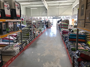 Photo n°2 de JMT Lisieux à Lisieux (Magasin d'articles pour animaux)